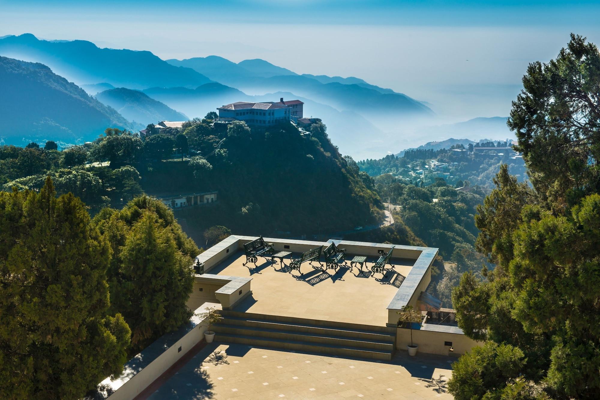 Royal Orchid Fort Resort Mussoorie Exteriör bild