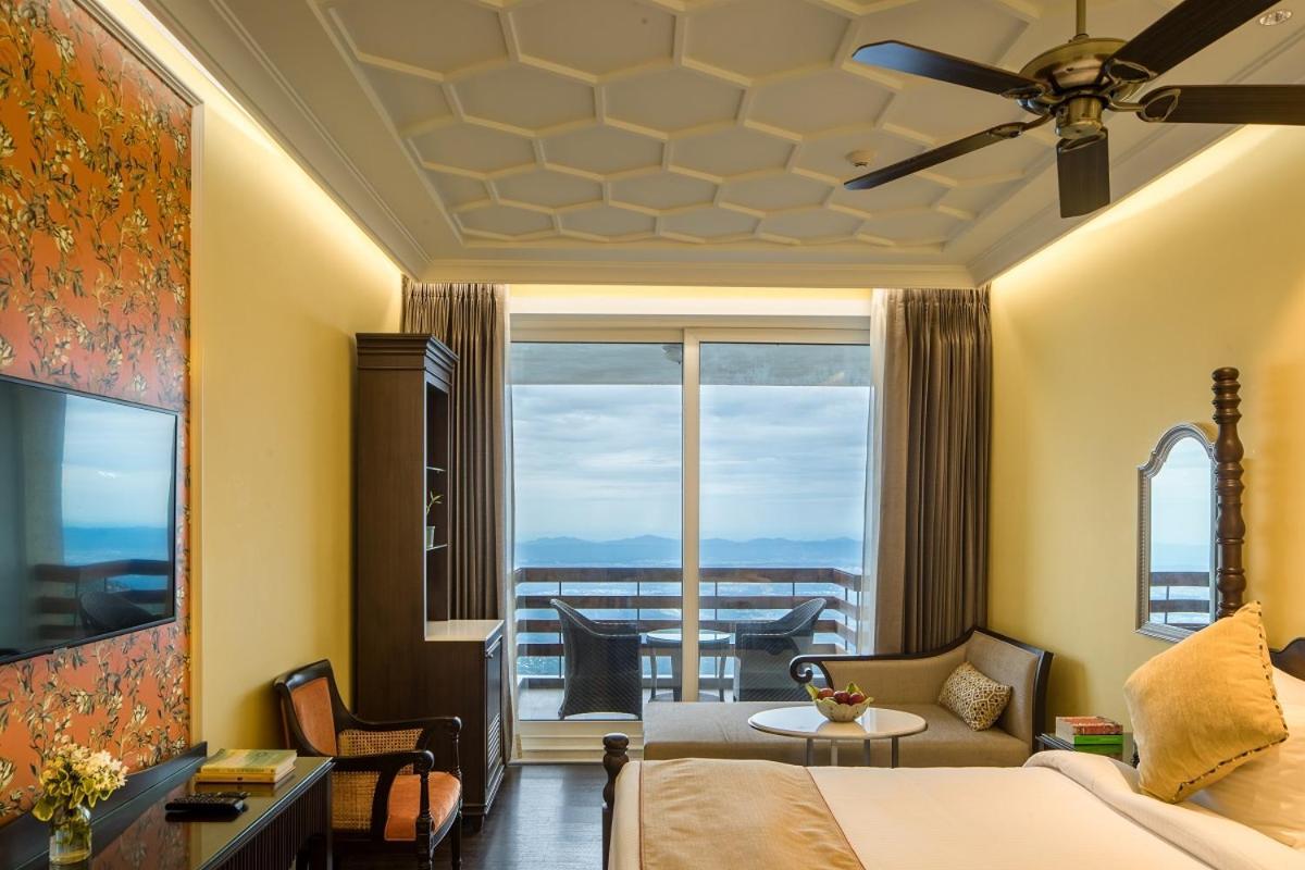 Royal Orchid Fort Resort Mussoorie Exteriör bild