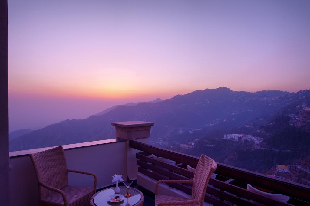 Royal Orchid Fort Resort Mussoorie Exteriör bild