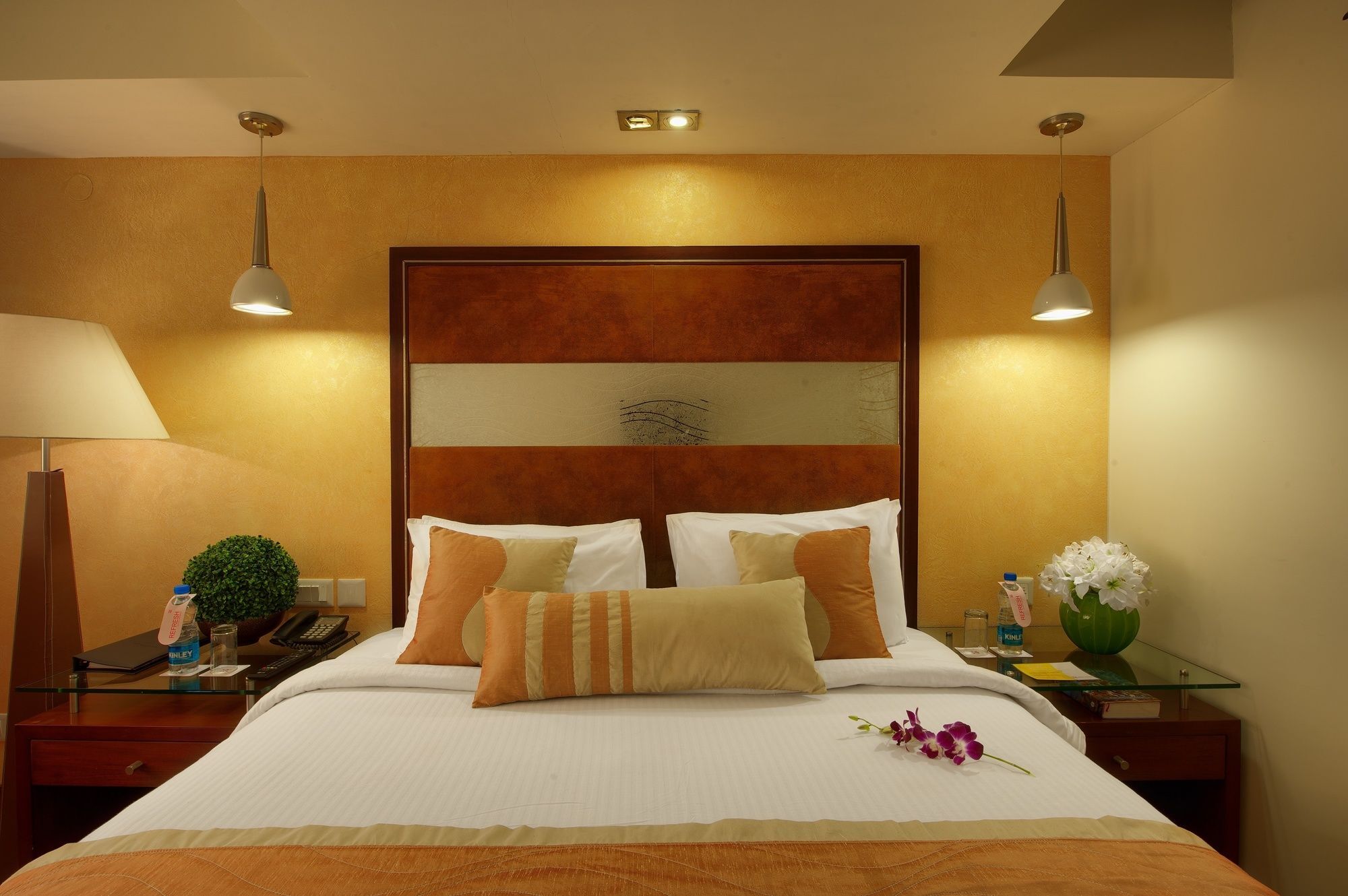 Royal Orchid Fort Resort Mussoorie Exteriör bild