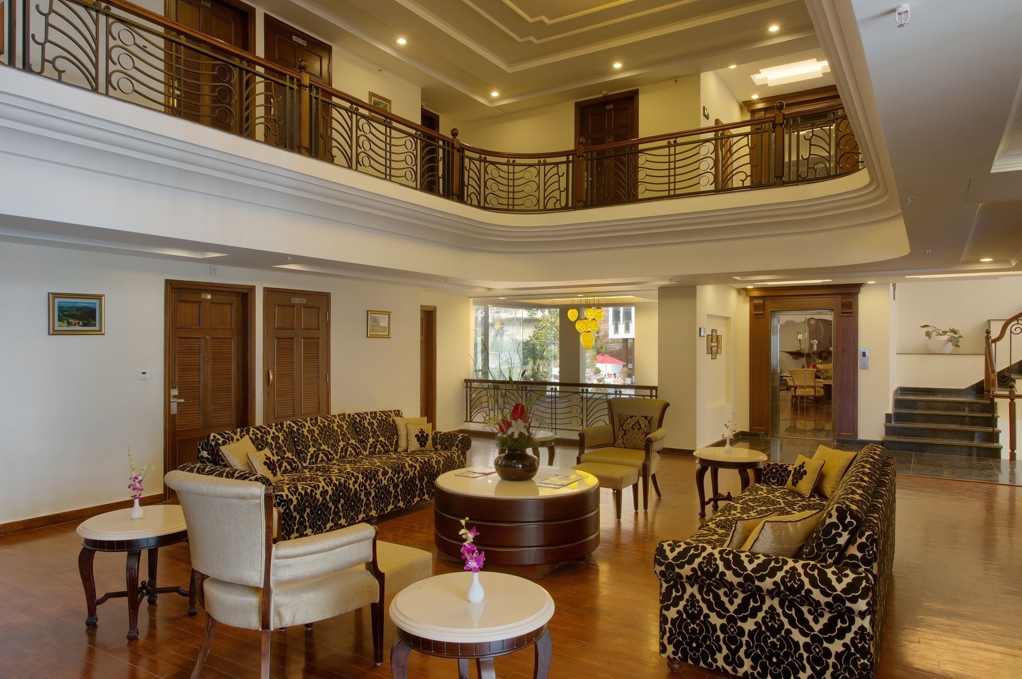 Royal Orchid Fort Resort Mussoorie Exteriör bild